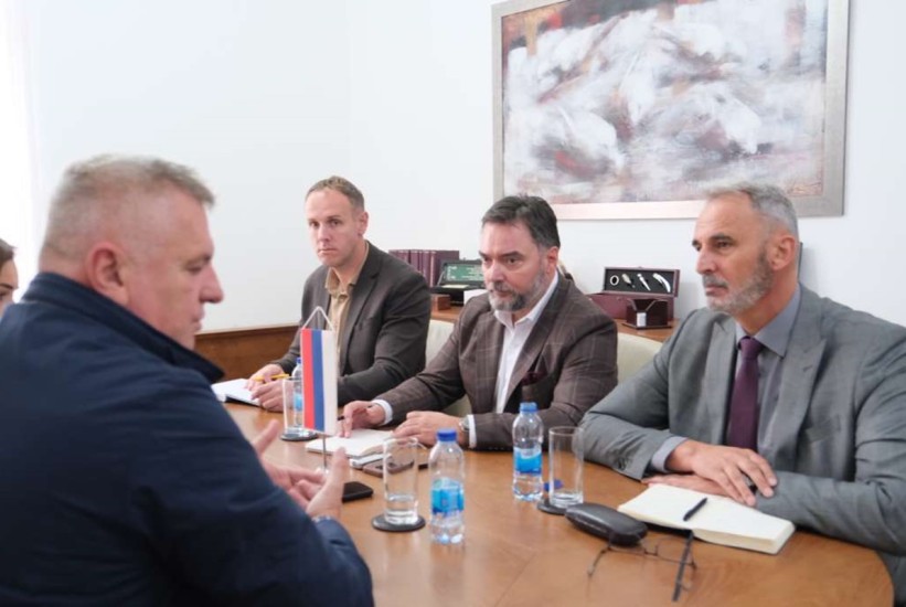 Košarac: Otkup domaće proizvodnje preduslov za smanjenje troškova uvoza mesa za preradu