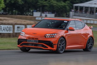 Stiže Genesis GV60 Magma