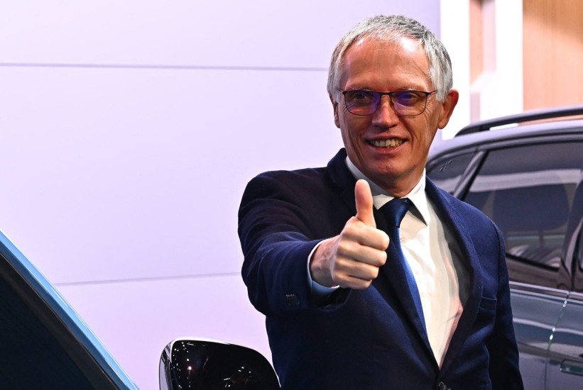 Bivši direktor Stellantisa: Tesla bi mogla napustiti autoindustriju