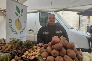 Dani glamočkog krompira okupili 66 izlagača, najveći krompir težio 2.193 g