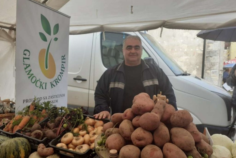 Dani glamočkog krompira okupili 66 izlagača, najveći krompir težio 2.193 g