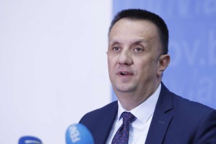 Lakić: Najave iz EU o gasu upozorenje i za FBiH