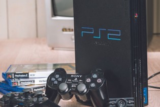 PlayStation 2 slavi 25 godina postojanja