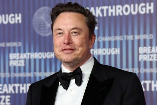 Šta Elon Musk radi sa svim svojim novcem?