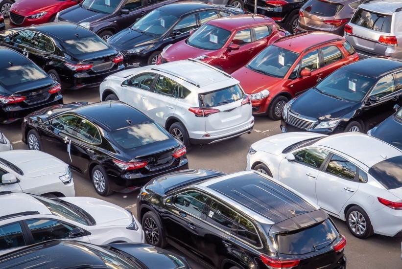 Nova pravila u EU: Nova vozila moraju imati uključena i poziciona svjetla