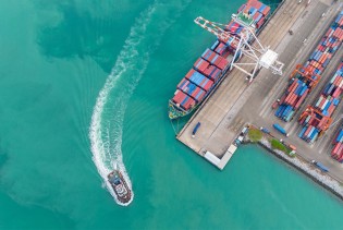 Evropa očekuje štetne efekte američkih carina u 2026. godini