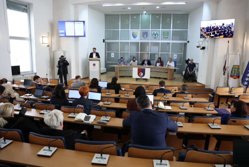 Prihodi KS u 2026. godini manji za 12,4 miliona KM, rashodi usklađeni sa zakonom