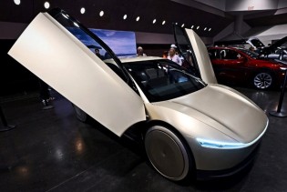 Teslini robotaksiji sudaraju se duplo češće od Waymovih