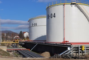 Prve rezerve nafte u FBiH nakon 30 godina: U Blažuj dopremljeno 42 miliona litara