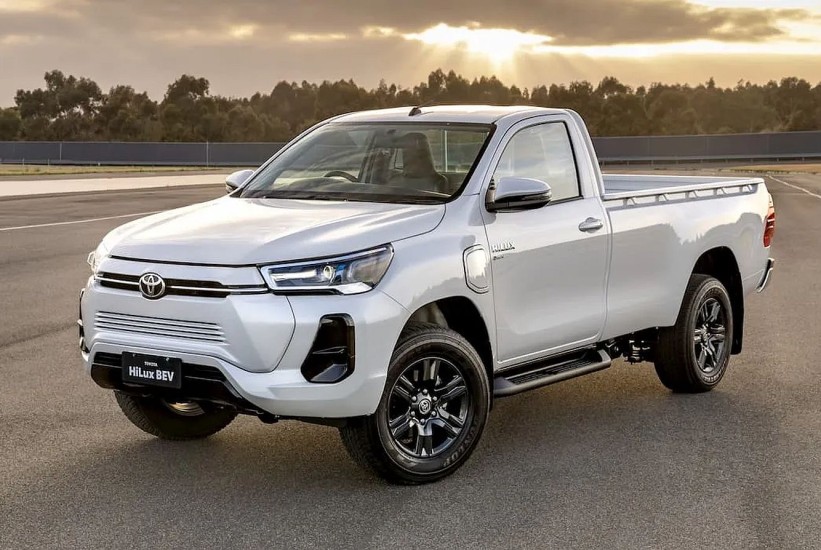 Ovo je novi Toyota Hilux: Deveta generacija legendarnog pickupa