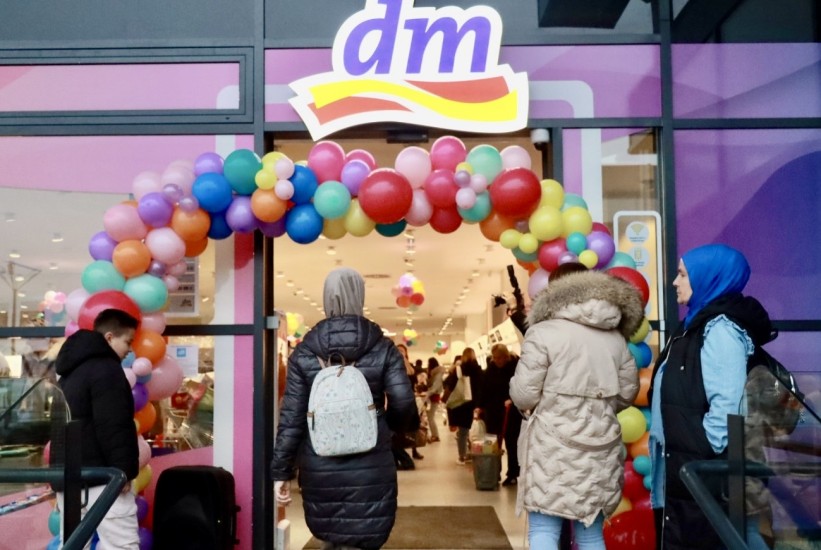 Otvorena preuređena dm trgovina u West Gate Retail Parku