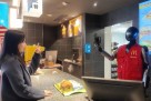 Humanoidni roboti rade u McDonald'su u Šangaju