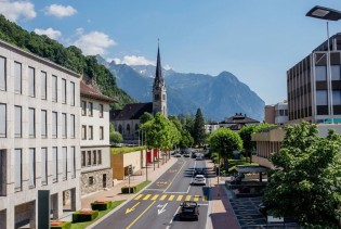 U ovoj evropskoj zemlji prosječna plata iznosi 8.249 eura: Evo koje radnike traže