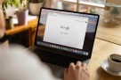 Nova pravila prisiljavaju Google na veću transparentnost izvora