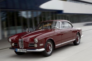 Gotovo polovina klasičnih automobila u Britaniji trenutno nije na cestama