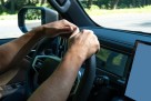 Znate li čemu služe ispupčenja na volanu? Mnogi vozači ih pogrešno koriste