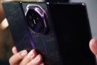 Huawei predstavio Mate XT2: Trostruko savitljivi telefon košta skoro 3.000 dolara