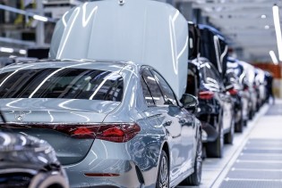 Mercedesu preskupa proizvodnja u Njemačkoj, moguće zatvaranje fabrika