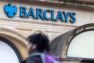 Vještačka inteligencija mijenja bankarski sektor: Barclays ukida 5.000 radnih mjesta